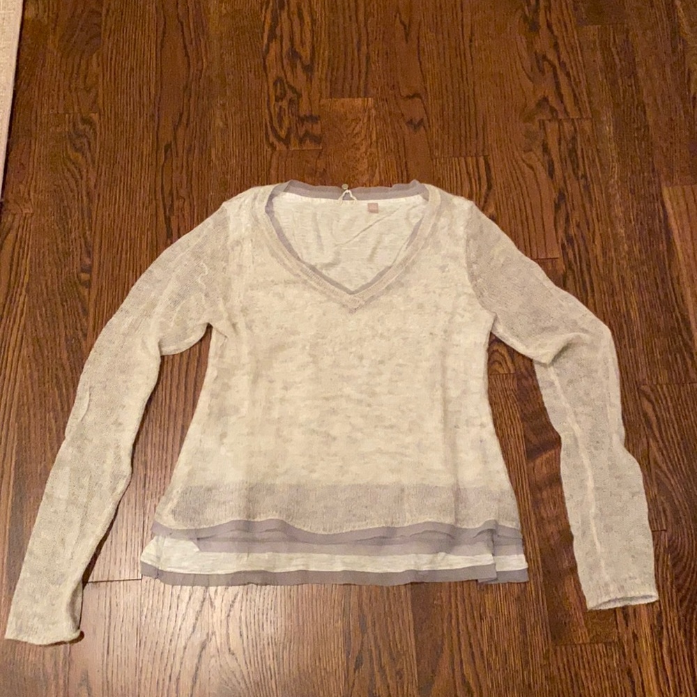 Never worn Anthropologie Sweater